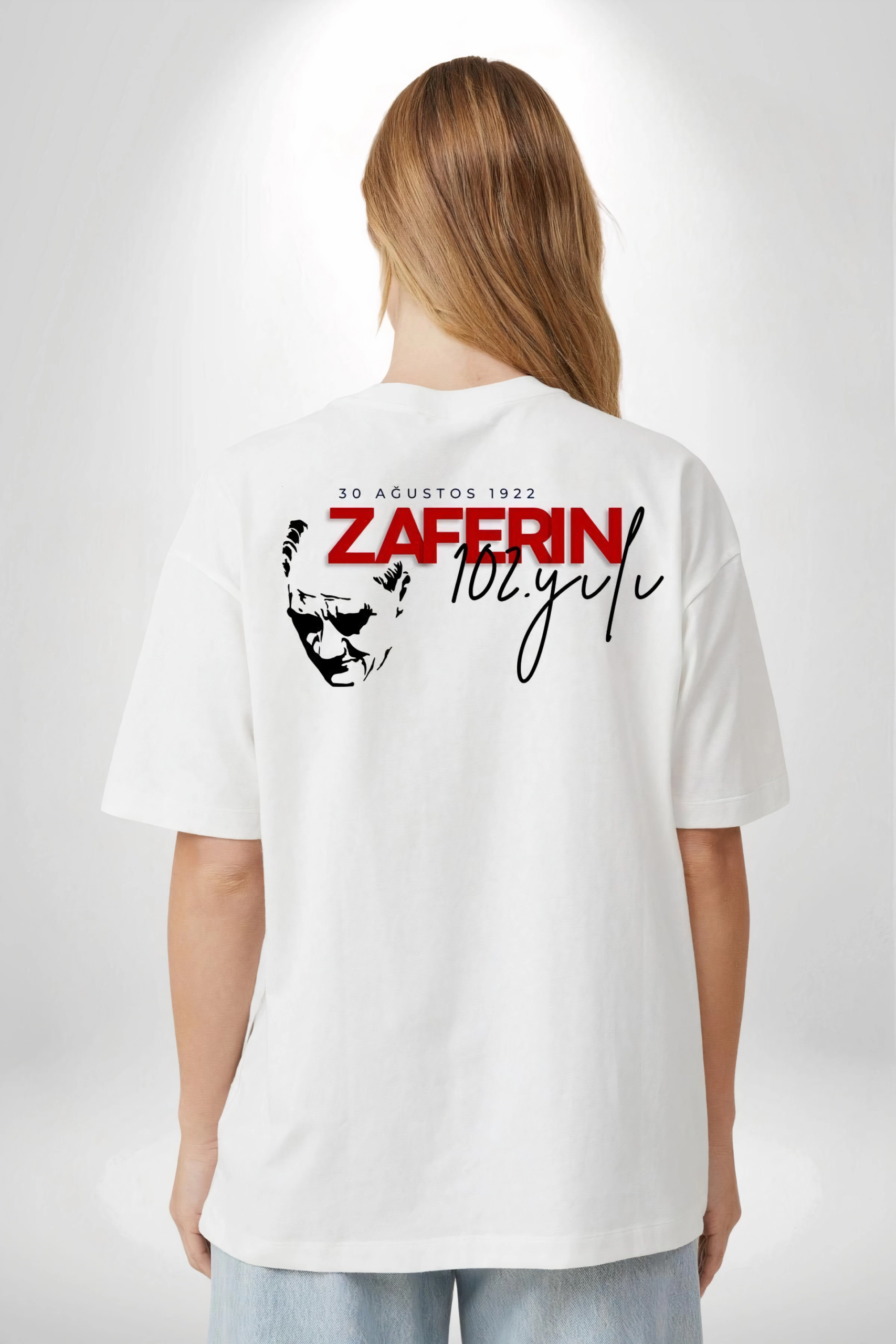 30-agustos-unisex-baskili-t-shirt-beyaz-1890221-sw2400sh3600 30 Ağustos Zafer Bayramı Atatürk Temalı Oversize Bisiklet Yaka T-shirt - Beyaz - Görsel 2