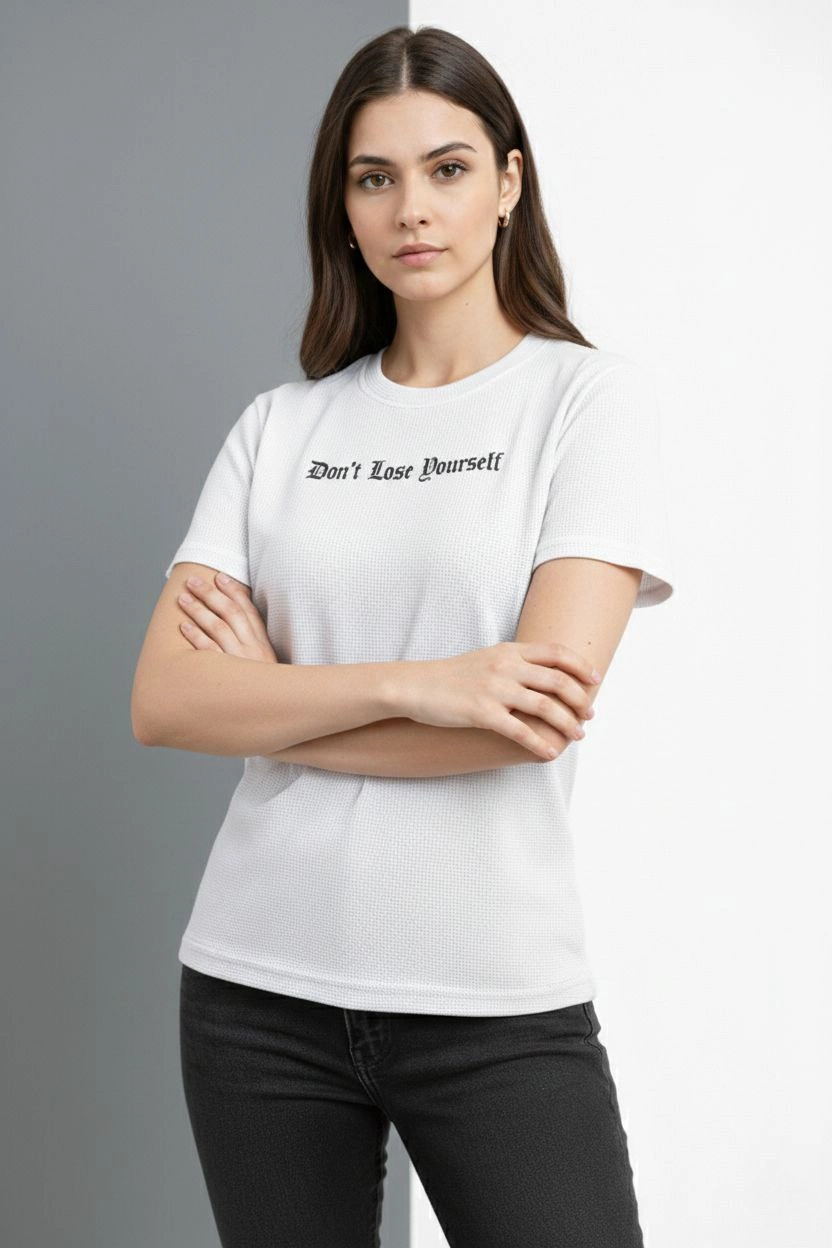699c17673ee52-84756811-sw832sh1248 Kadın Wafıl Kumaş Tişört Regular Kalıp Bisiklet Yaka Baskılı T-Shirt - Beyaz