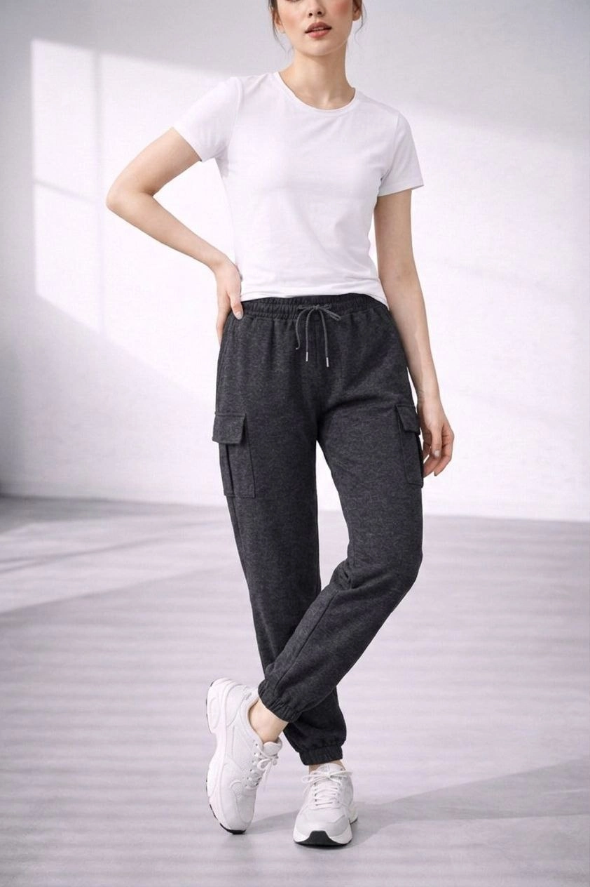 69aaebdf933ea-18385061-sw842sh1264 Kadın Jogger Eşofman Altı Kargo Cepli Lastikli Paça Spor Pantolon - Füme - Görsel 2