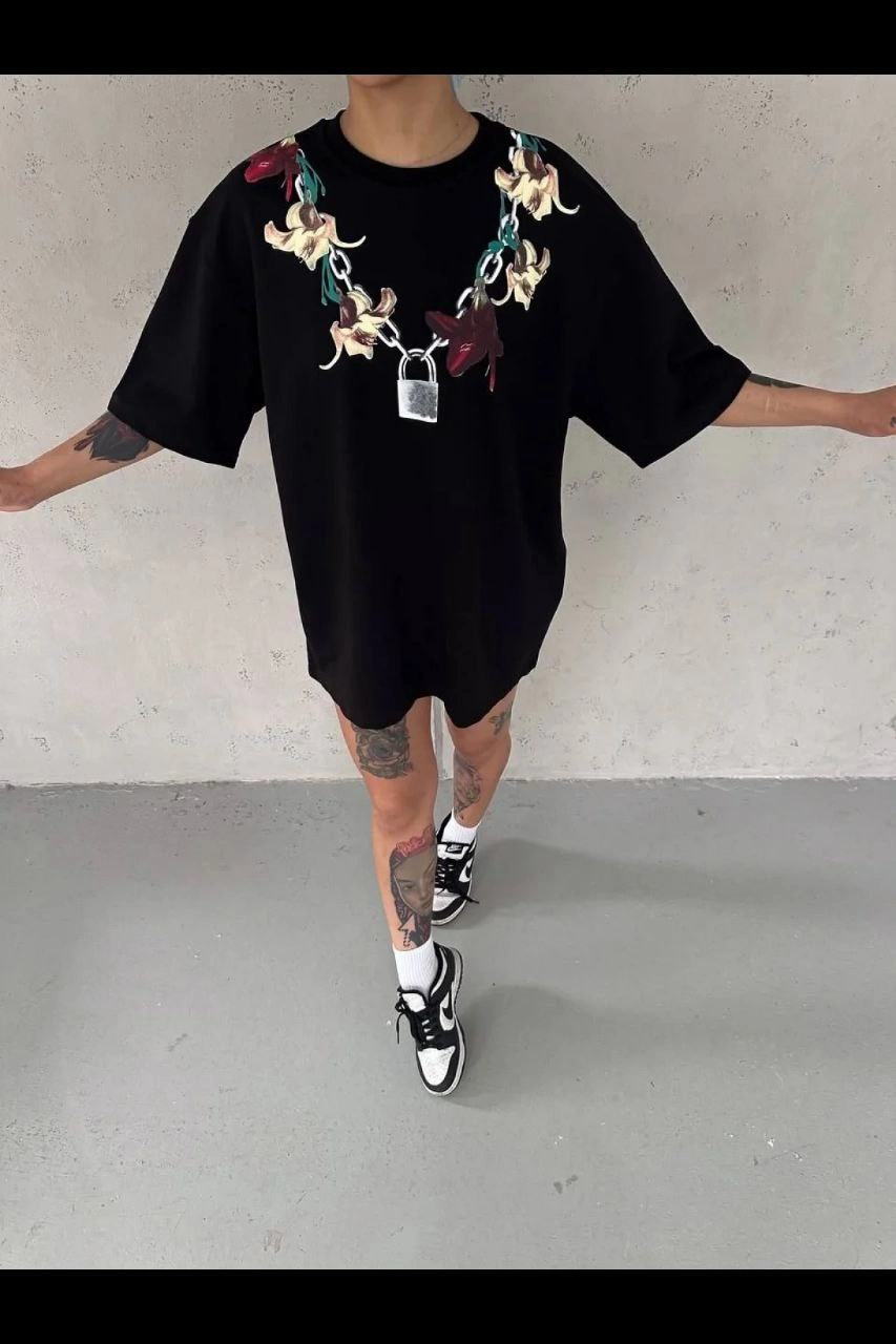 69b2b5d7a84b2-5504386-sw853sh1280 Kadın Kısa Kol Yazlık Tişört Bisiklet Yaka Baskılı Oversize T-Shirt - Siyah - Görsel 2