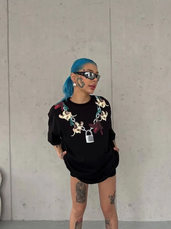 69b2b5fa16e94-59973234-sw565sh756 Kadın Kısa Kol Yazlık Tişört Bisiklet Yaka Baskılı Oversize T-Shirt - Siyah