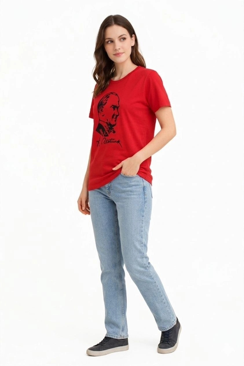 69db97718efab-33507890-sw843sh1264 Kadın Atatürk Baskılı Tişört Kısa Kollu Bisiklet Yaka T-Shirt - Kırmızı - Görsel 2