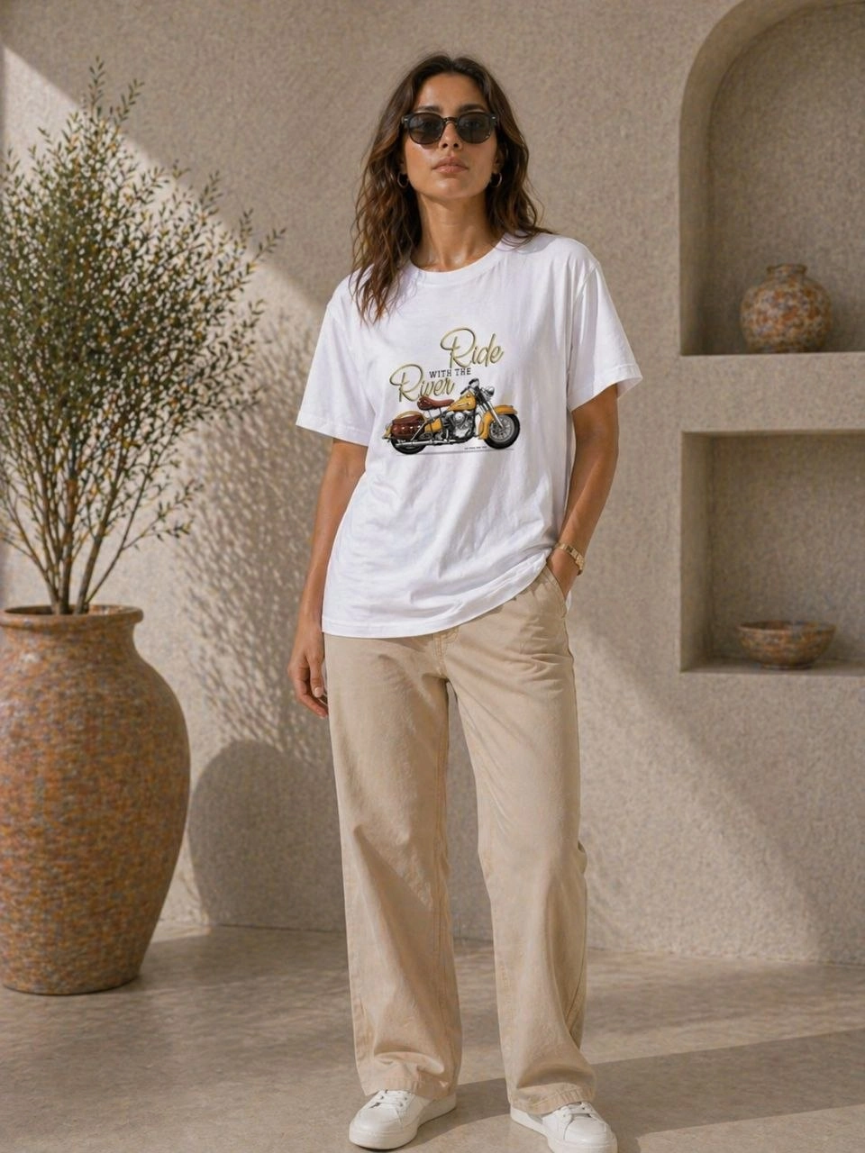 69f487ebd8411-96770717-sw960sh1280 Kadın Motosiklet Baskılı Tişört Bisiklet Yaka Kısa Kol Yazlık T-Shirt - Beyaz - Görsel 2