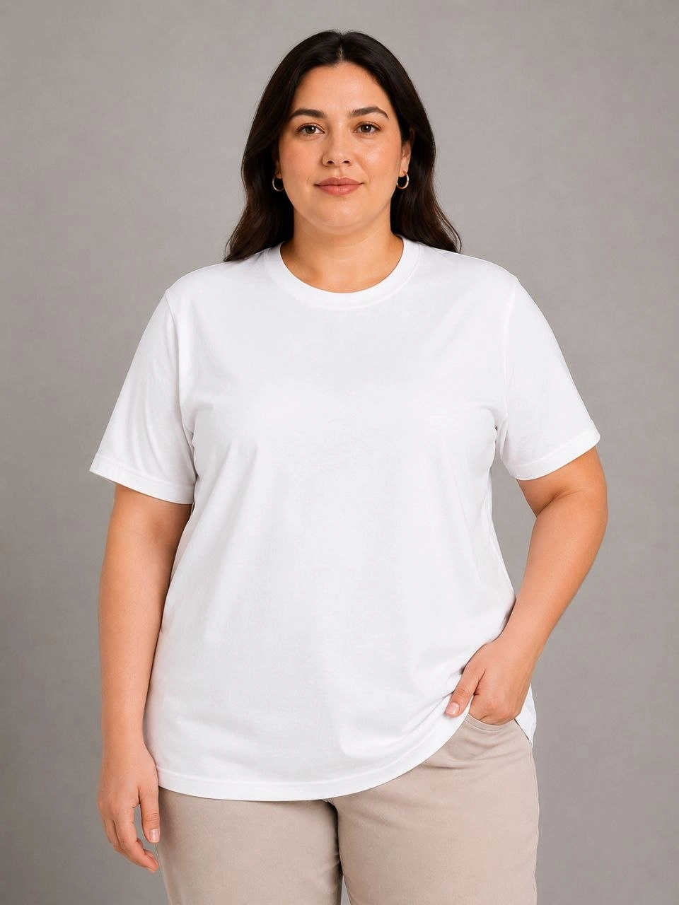 6a00c0a546af6-50666272-sw960sh1280 Kadın Battal Big Size Basic Tişört Bisiklet Yaka Rahat Kalıp T-Shirt - Beyaz - Görsel 2