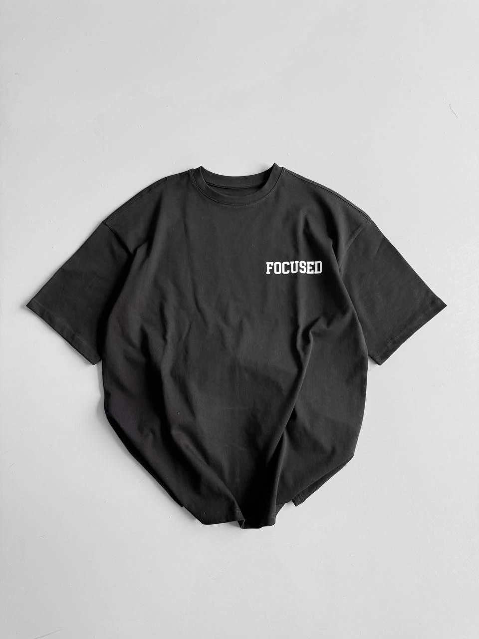 baskili-oversize-bisiklet-yaka-t-shirt-siyah-25905323-sw960sh1280 Erkek Ön ve Arka Baskılı T-Shirt Kısa Kol Bisiklet Yaka Regular Fit Tişört - Siyah - Görsel 2