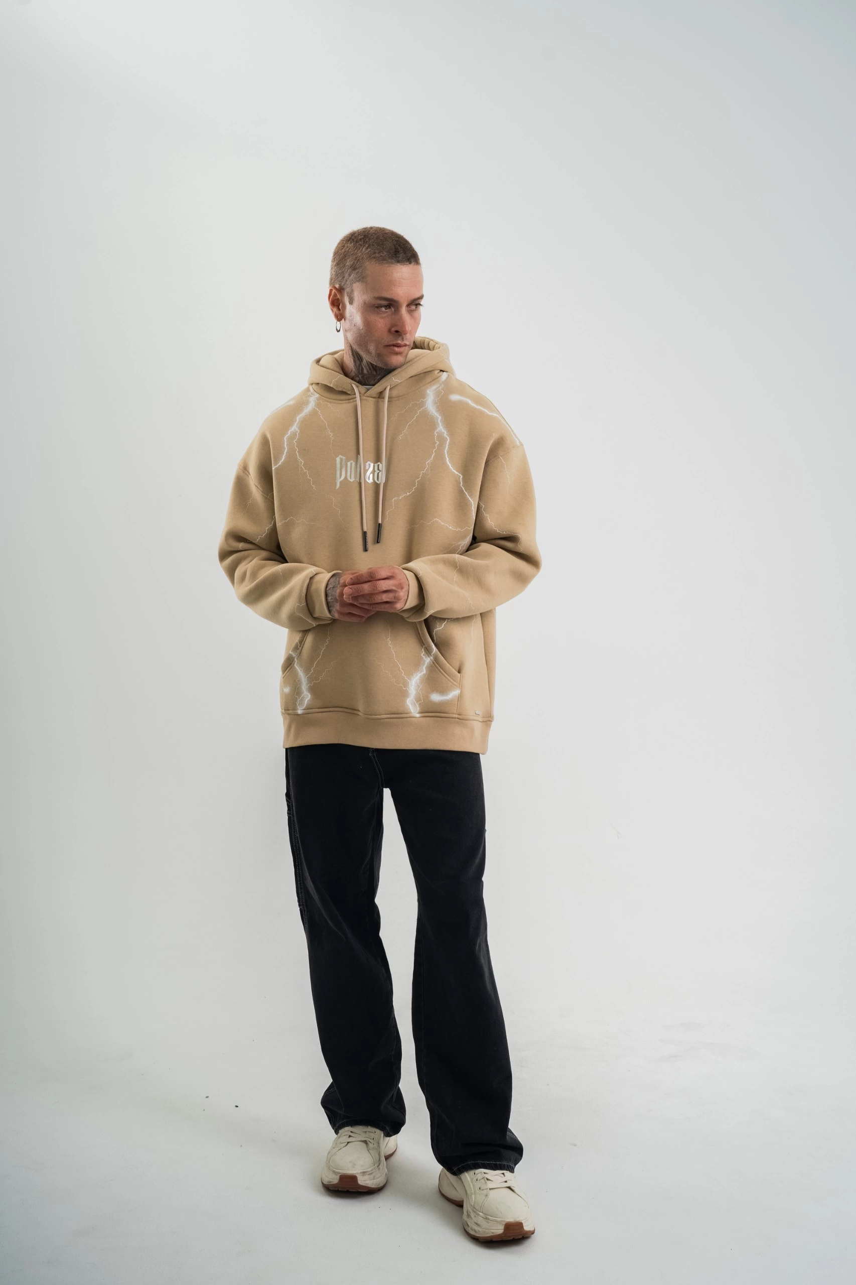 double-oversize-kapsonlu-simsek-pano-baskili-sweatshirt-bej-19280427-sw1706sh2560 Erkek Baskılı Kapüşonlu Oversize 3 İplik Pamuklu SweatShirt Hoodie - Bej - Görsel 2