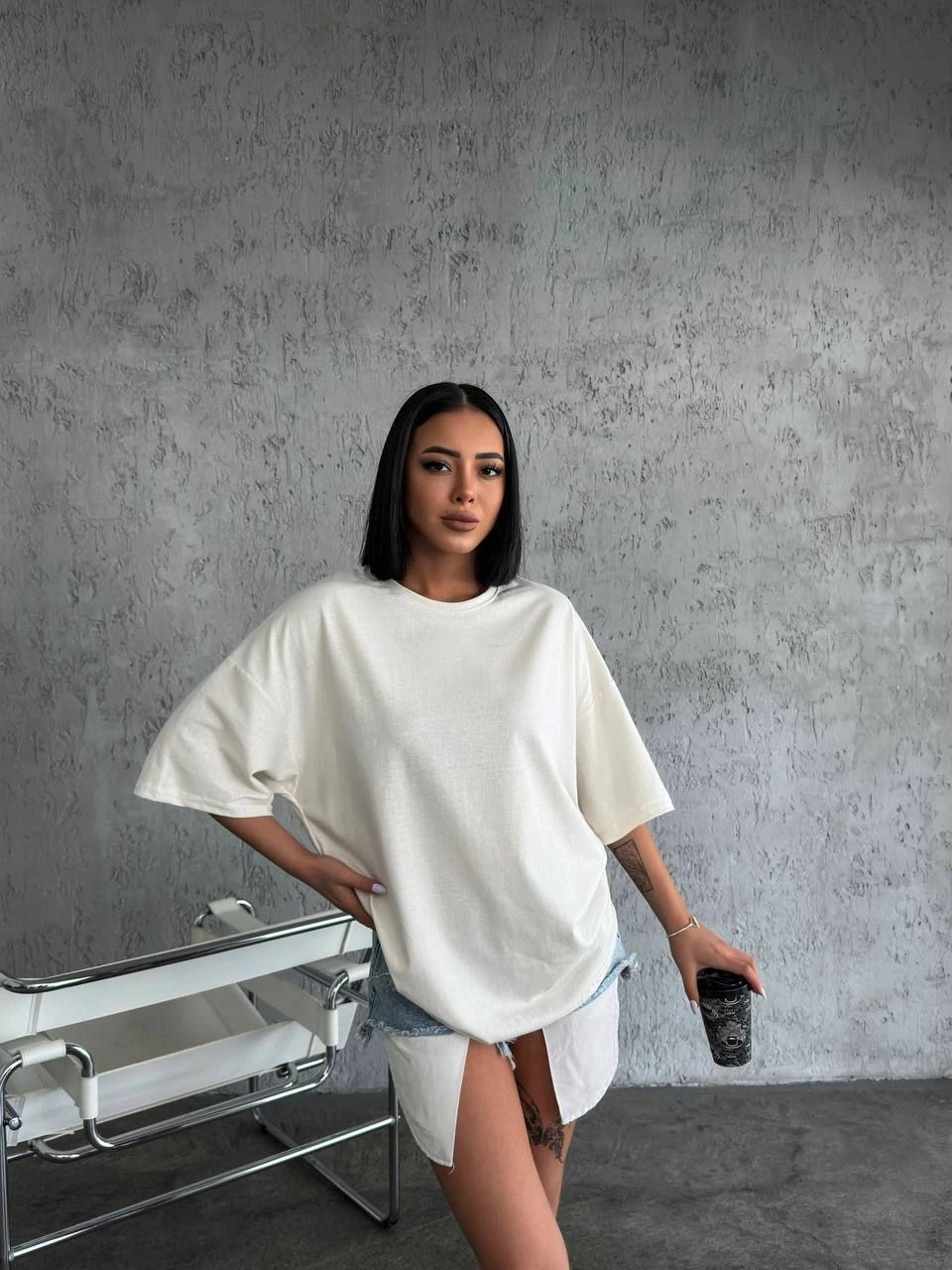 duz-biskilet-yaka-t-shirt-beyaz-72169815-sw960sh1280 Kadın Düz T-Shirt Kısa Kol Bisiklet Yaka Oversize Rahat Kalıp Günlük Tişört - Beyaz