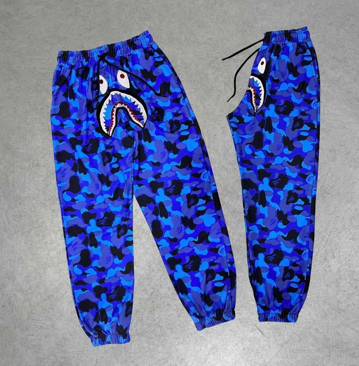 erkek-bape-shark-dijital-baskili-esofman-alti-mavi-127120614-sw1200sh1224 Erkek Pubg Bape x Shark Eşofman Altı - Mavi