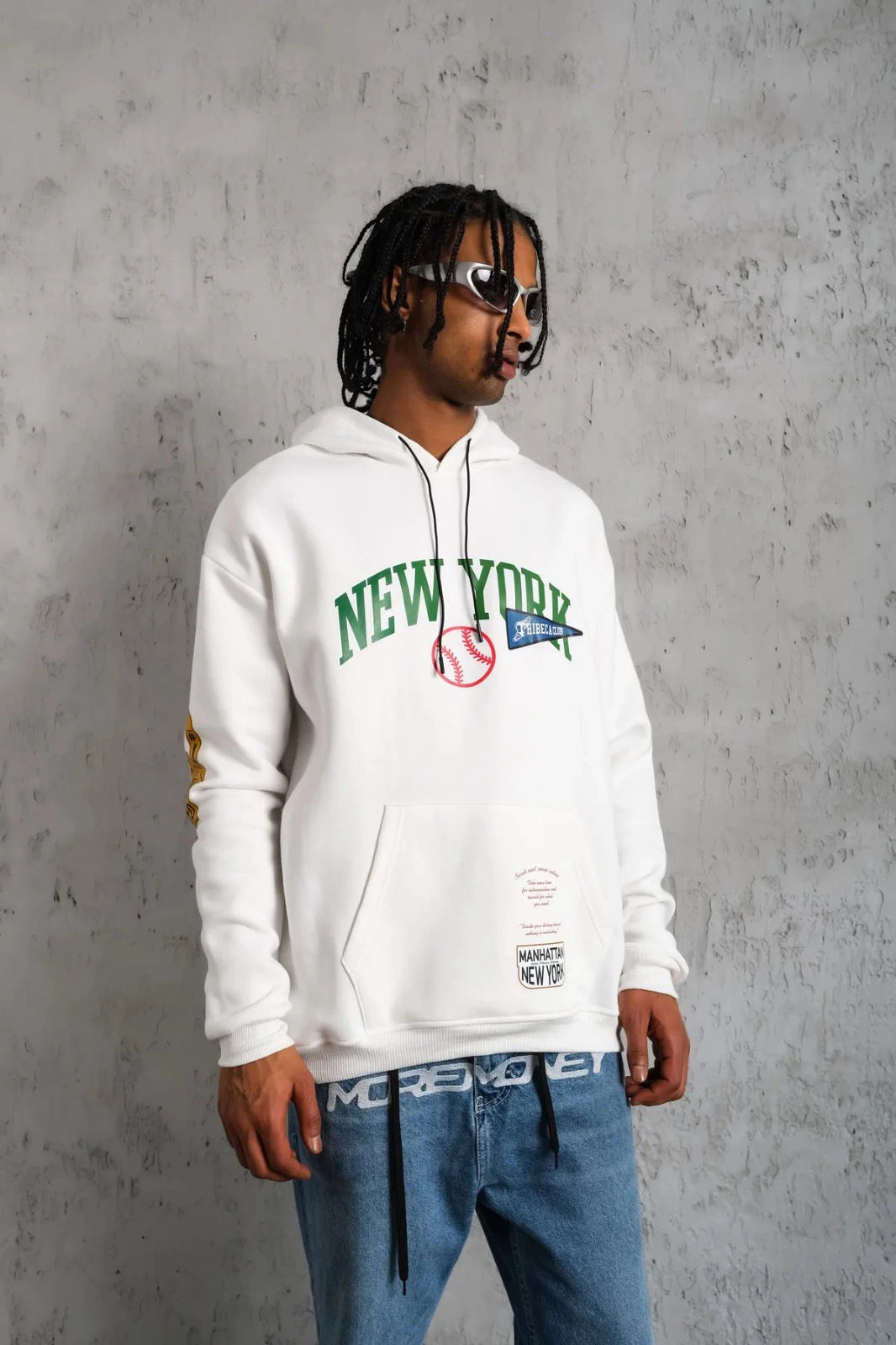 erkek-baskili-kapusonlu-sweatshirt-beyaz-83838929-sw1066sh1600 Erkek 3 İplik Pamuklu Kapüşonlu Baskılı Cepli Oversize Sweatshirt Hoodie - Beyaz - Görsel 2