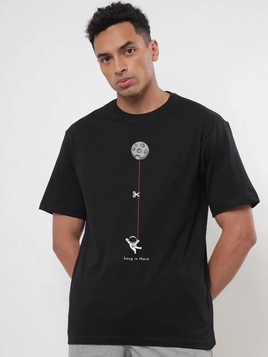 erkek-baskili-oversize-t-shirt-siyah-71718890-sw540sh720 Erkek Baskılı T-Shirt Kısa Kol Bisiklet Yaka Regular Fit Rahat Kalıp Tişört - Siyah