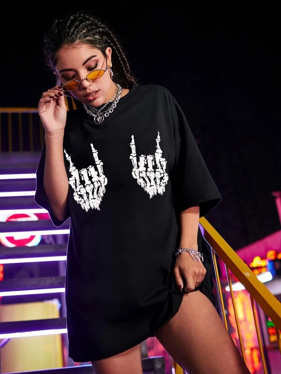 kadin-baskili-oversize-t-shirt-siyah-50993886-sw900sh1198 Kadın Baskılı T-Shirt Kısa Kol Bisiklet Yaka Oversize Rahat Kalıp Tişört - Siyah