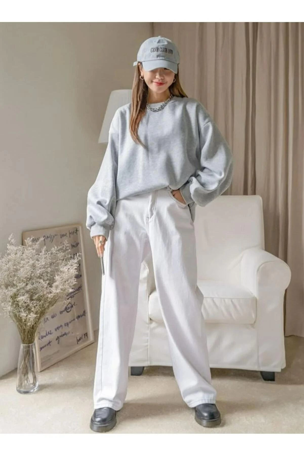 kadin-duz-bisiklet-yaka-sweat-gri-132750149-sw1201sh1801 Kadın 3 İplik Pamuklu Oversize Yarım Fermuarlı Yakalı Basic Sweatshirt - Gri
