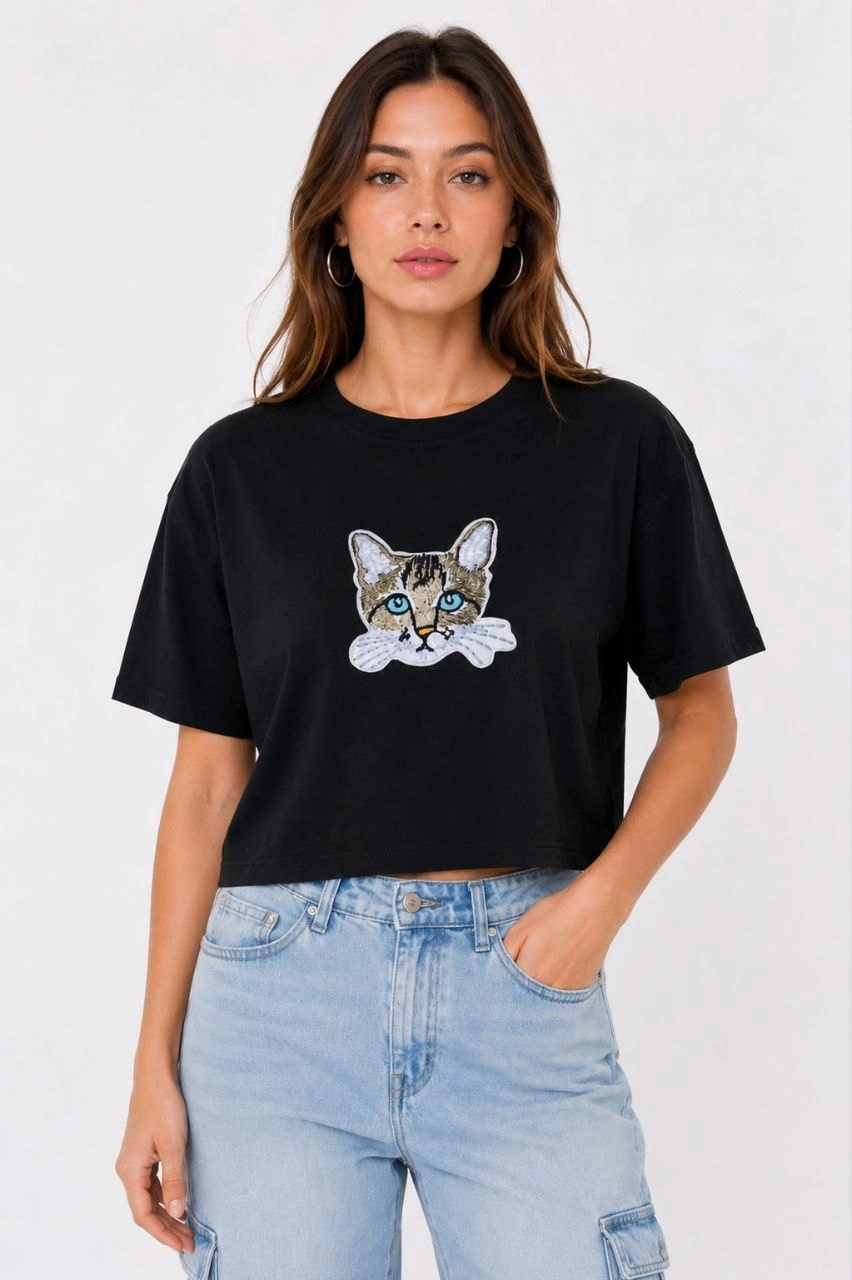 kadin-kedi-baskili-oversize-crop-tisort-salas-basic-yarim-kol-t-shirt-siyah-97555267-sw852sh1280 Kadın Kedi Baskılı Oversize Crop Tişört Salaş Basic Yarım Kol T-shirt - Siyah