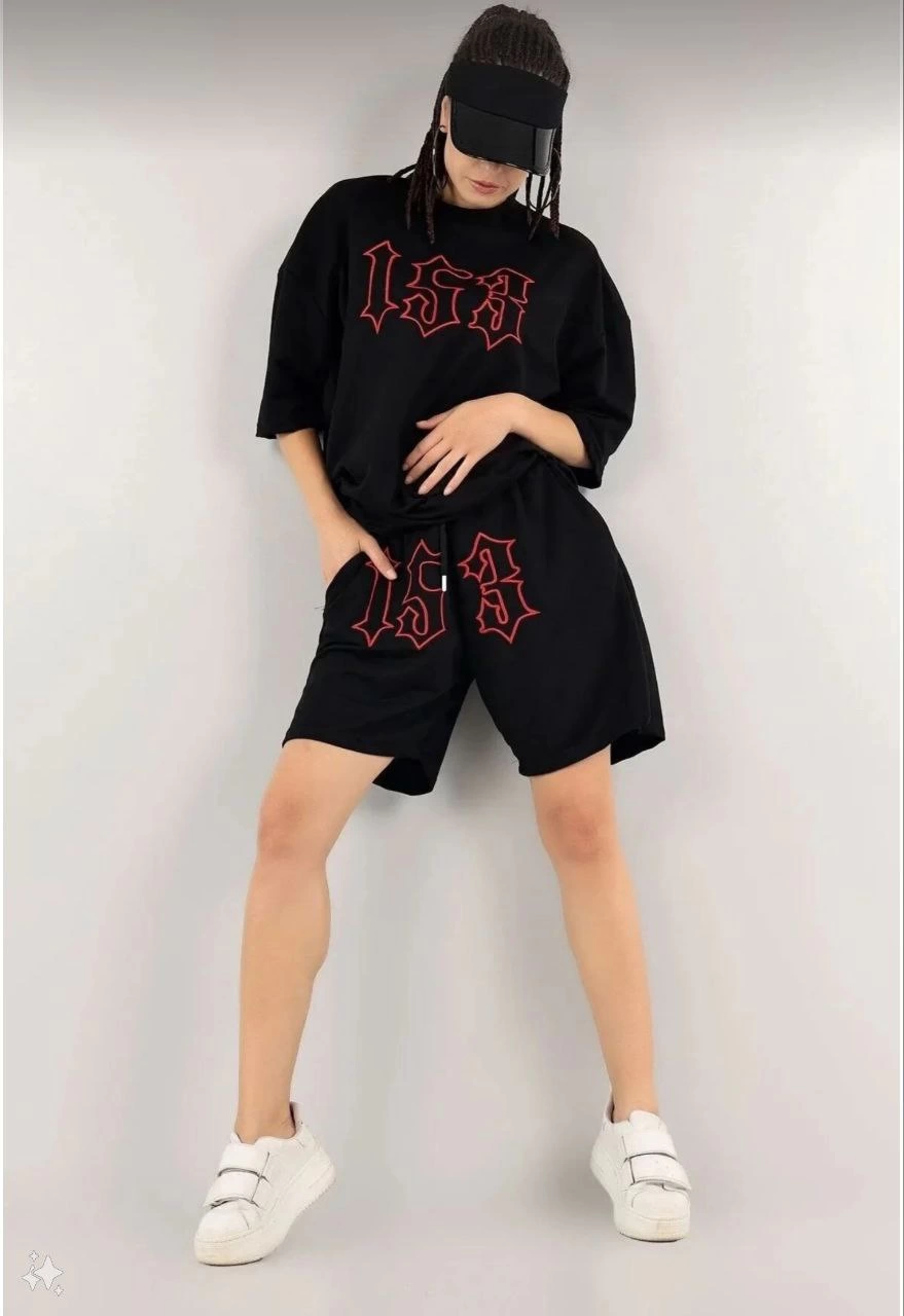 kadin-unisex-nakis-islemeli-sort-takim-siyah-75541676-sw879sh1280 Kadın Nakış İşlemeli Şort Kısa kol Alt-Üst Takım - Siyah - Image 2