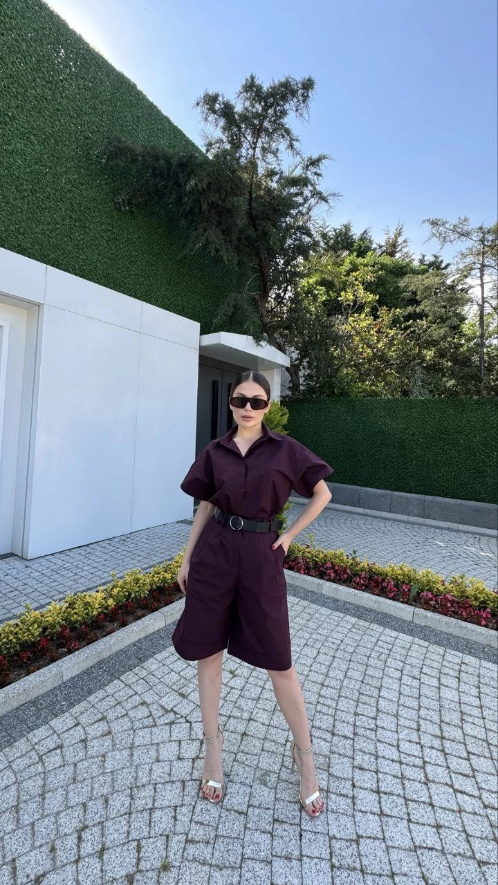 kadin-yakali-gomlek-kemerli-sortlu-takim-bordo-69788193-sw720sh1280 Kadın Yakalı Gömlek Kemerli Şortlu Alt-Üst Takım - Bordo
