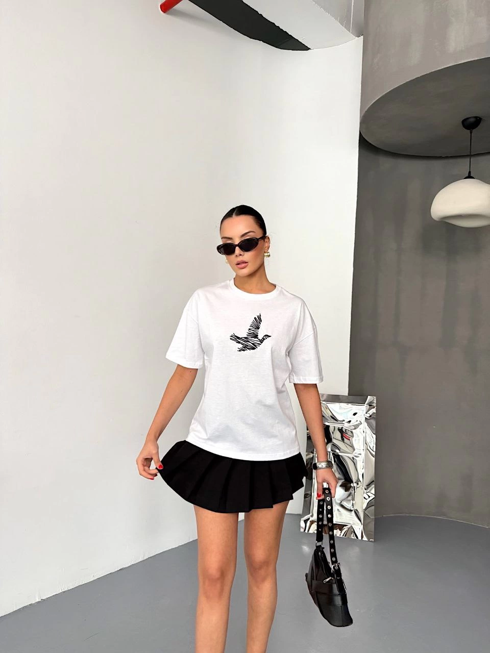 kisa-kol-baskili-t-shirt-beyaz-91469354-sw960sh1280 KADIN Baskılı T-Shirt Kısa Kol Bisiklet Yaka Regular Fit Yazlık Tişört - Beyaz
