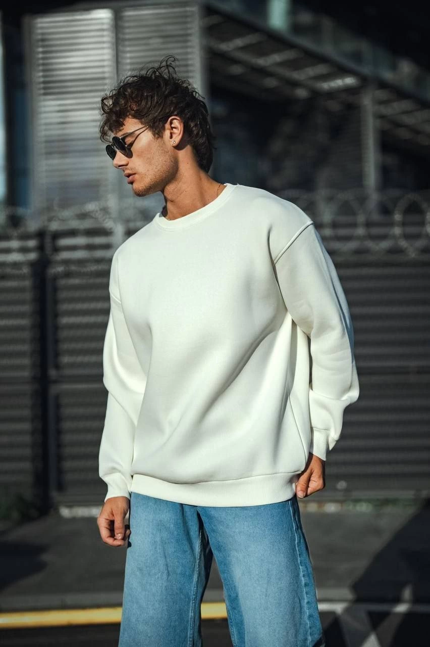kislik-bisiklet-yaka-uc-iplik-basic-sweatshirt-beyaz-28348931-sw852sh1280 Erkek Bisiklet Yaka 3 İplik Pamuklu Basic SweatShirt - Beyaz - Görsel 2