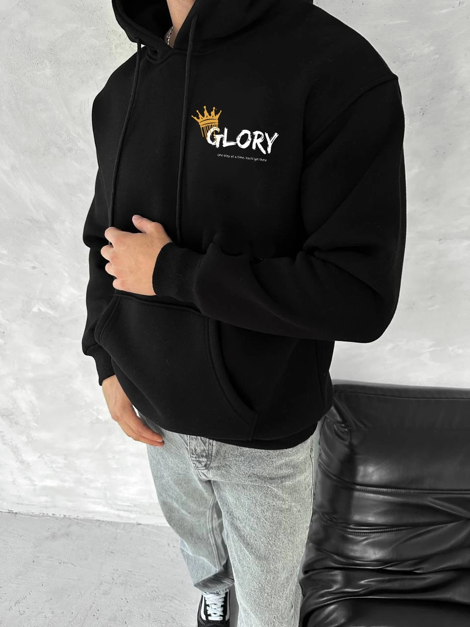 kislik-uc-iplik-kapsonlu-sweatshirt-siyah-95902349-sw960sh1280 Erkek Kapüşonlu Kanguru Cepli Sweatshirt 3 İplik Pamuklu Baskılı Hoodie - Siyah
