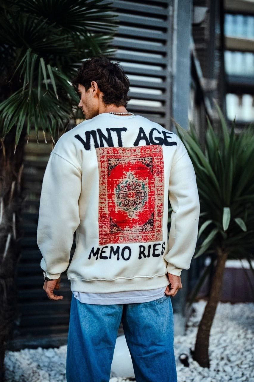 oversize-bisiklet-yaka-uc-iplik-baskili-sweatshirt-beyaz-23903230-sw853sh1280 Erkek Bisiklet Yaka 3 İplik pamuklu Baskılı SweatShirt - Beyaz - Görsel 2