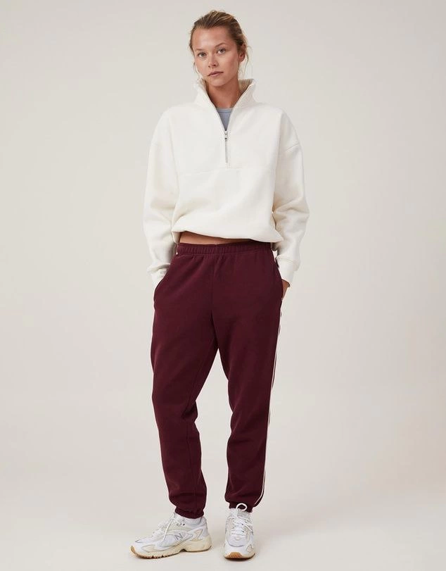oversize-yarim-farmuarli-yakali-basic-sweatshirt-beyaz-46534531-sw634sh811 Kadın 3 İplik Pamuklu Oversize Yarım Fermuarlı Yakalı Basic Sweatshirt - Beyaz - Görsel 2
