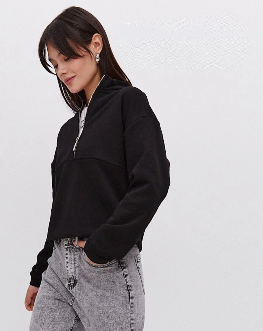 oversize-yarim-farmuarli-yakali-basic-sweatshirt-siyah-50644722-sw900sh1135 Kadın 3 İplik Pamuklu Oversize Yarım Fermuarlı Yakalı Basic Sweatshirt - Siyah - Görsel 2