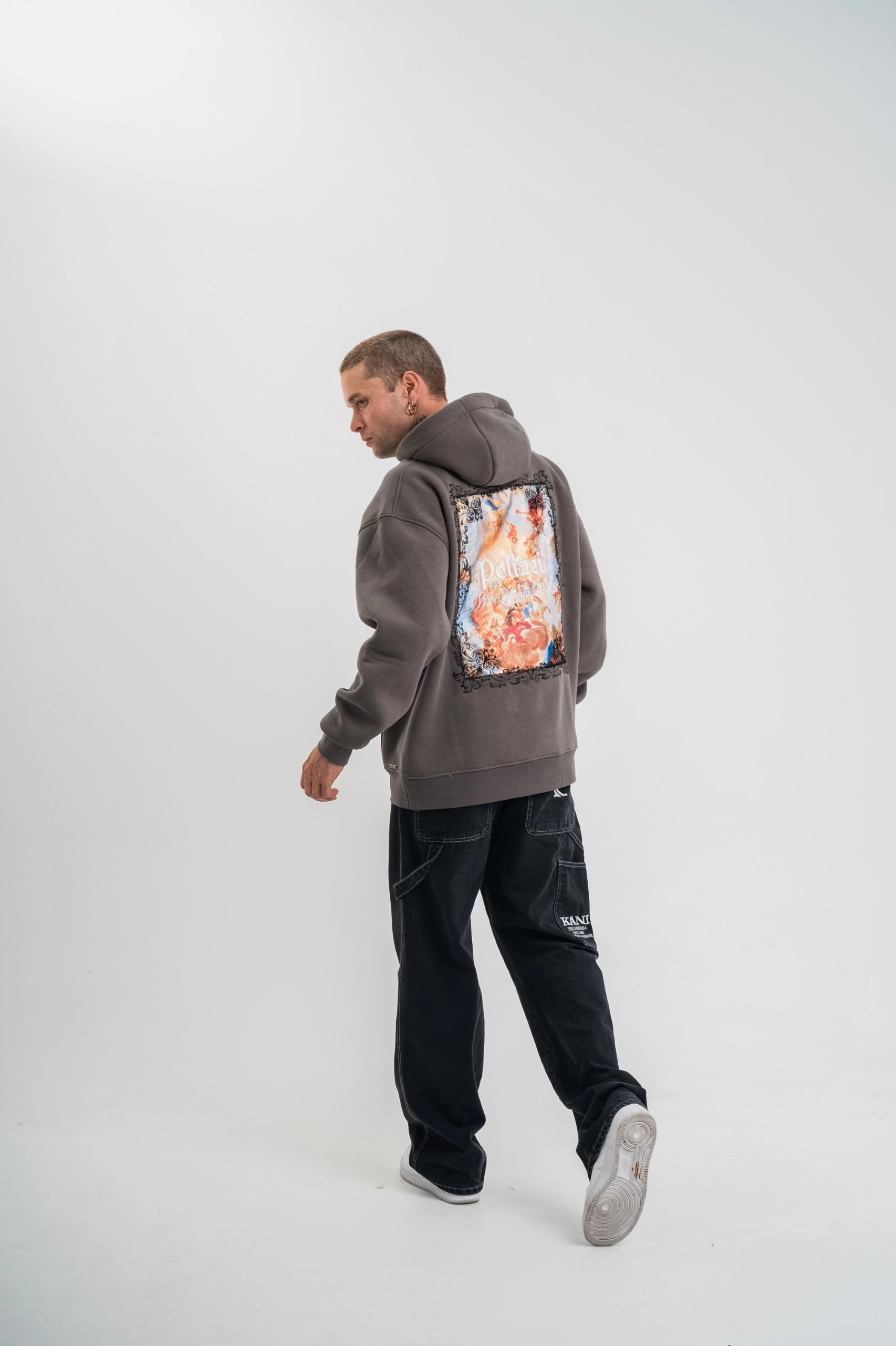 polizei-premium-kalite-kapsonlu-dijital-patchli-sweatshirt-fume-70694359-sw1706sh2560 Erkek 3 İplik Kapüşonlu Hoodie Dijital Patchli SweatShirt - Füme - Görsel 2