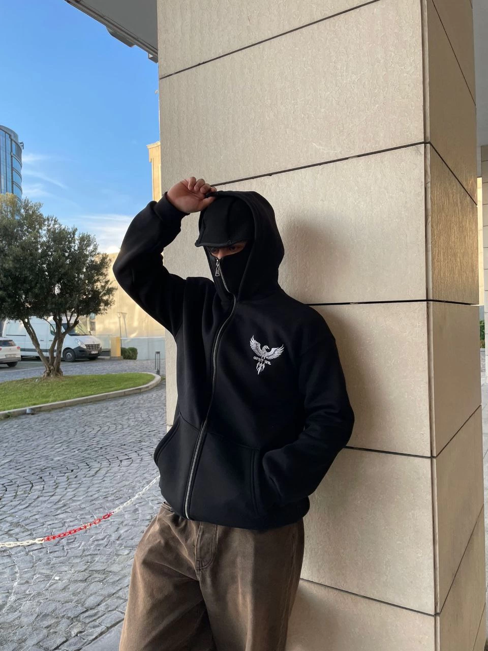 samuray-kapsonlu-zip-fermuarli-kapsonlu-sweatshirt-siyah-96316794-sw960sh1280 Erkek 3 iplik Samuray kapüşonlu ZIP Fermuarlı SweatShirt Hoodie - Siyah - Görsel 2