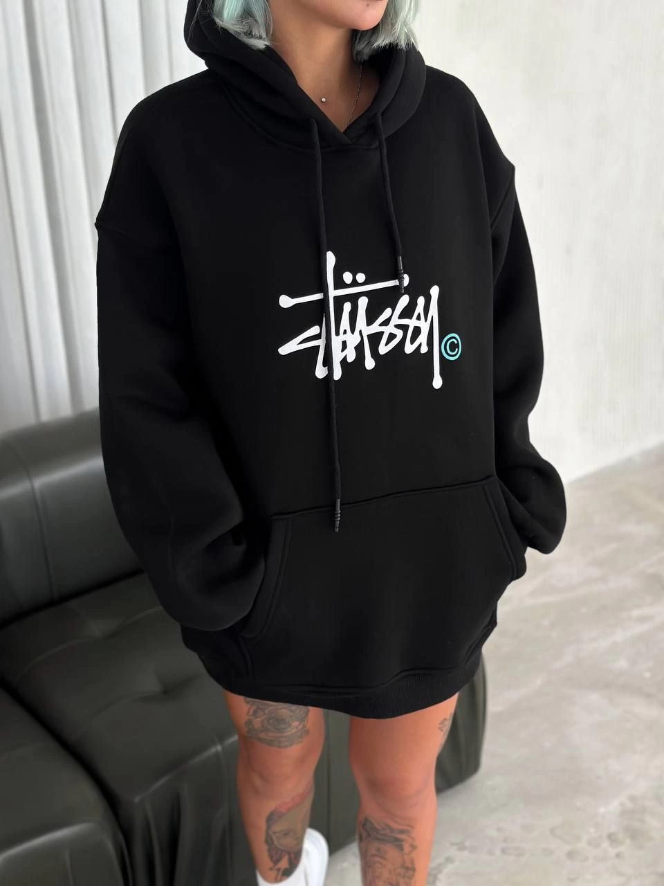 uc-iplik-kapsonlu-baskili-sweatshirt-siyah-41769092-sw960sh1280 Kadın Oversize Kapüşonlu Cepli Baskılı 3 İplik Pamuklu Hoodie Sweatshirt - Siyah