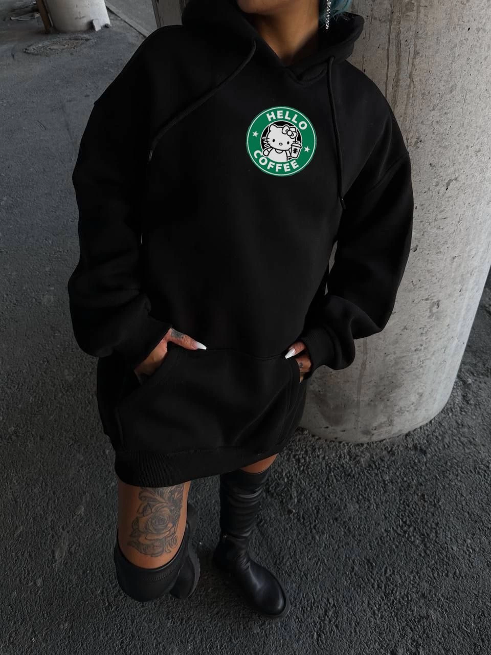 uc-iplik-penye-uzun-kol-kapsonlu-sweatshirt-siyah-58430466-sw960sh1280 Kadın Oversize Kapüşonlu Kanguru Cepli Baskılı 3 İplik Pamuklu Sweatshirt Hoodie - Siyah - Görsel 2