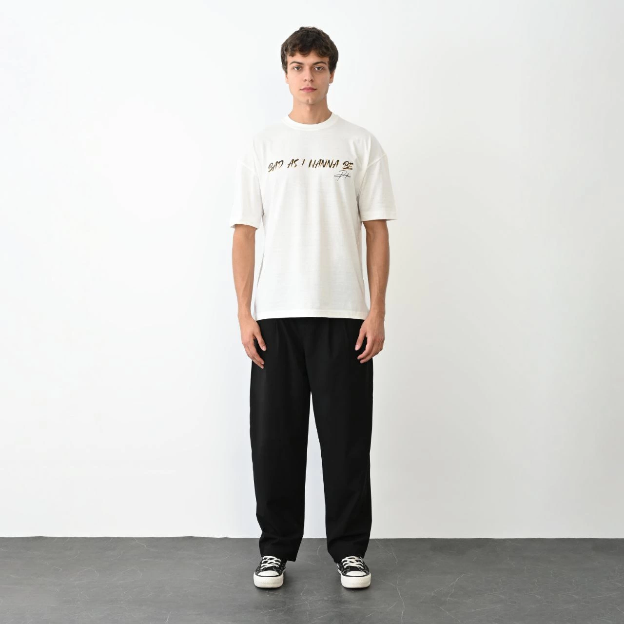 unisex-bisiklet-yaka-baskili-oversize-t-shirt-beyaz-47101142-sw1280sh1280 Erkek Baskılı T-Shirt Kısa Kol Bisiklet Yaka Regular Fit Rahat Kalıp Günlük Tişört- Beyaz
