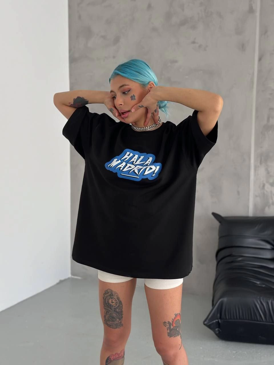 unisex-bisiklet-yaka-baskili-oversize-t-shirt-siyah-16934224-sw960sh1280 Kadın Kısa Kol Yazlık Tişört Bisiklet Yaka Baskılı Oversize T-Shirt - Siyah