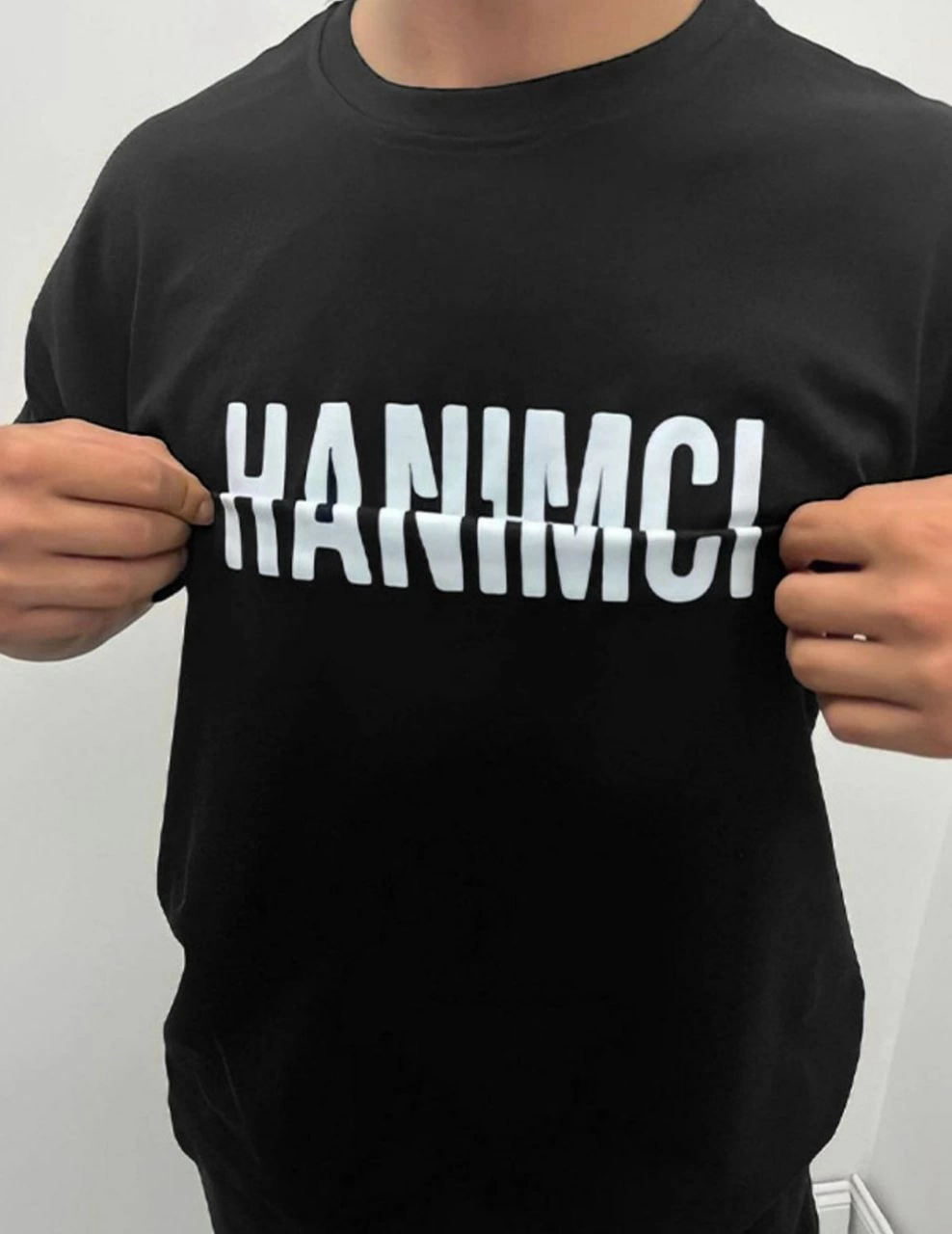 unisex-bisiklet-yaka-katlanan-baskili-t-shirt-siyah-18245956-sw988sh1280 Erkek Tişört Kısa Kol Bisiklet Yaka Katlanan HANIMCI Baskılı T-Shirt - Siyah - Görsel 2