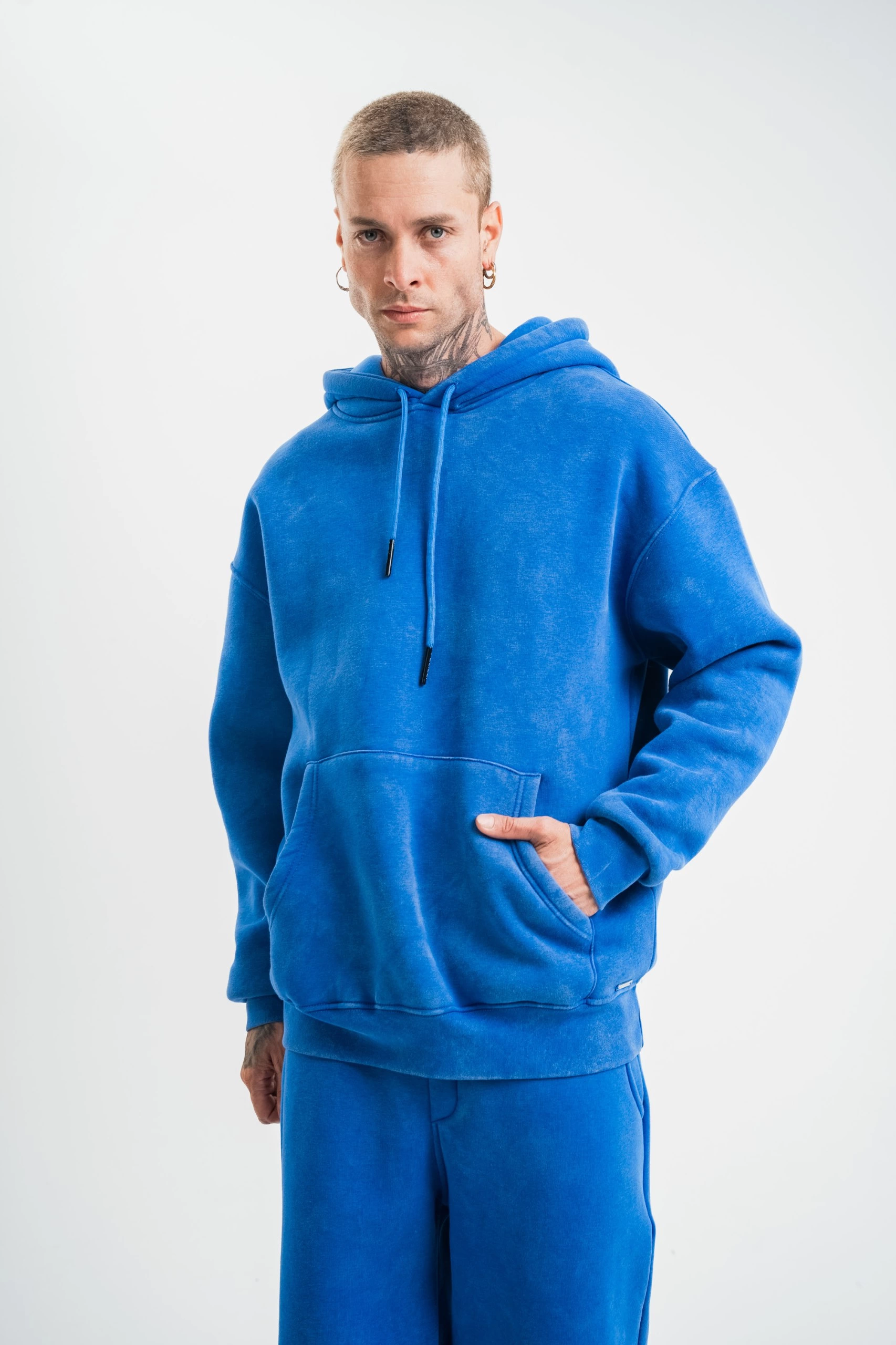 unisex-double-oversize-kapsonlu-yikamali-sweatshirt-mavi-64172899-sw1706sh2560 ERKEK 3 İplik Pamuklu Oversize Kapüşonlu Yıkamalı Hoodie SweatShirt - Mavi