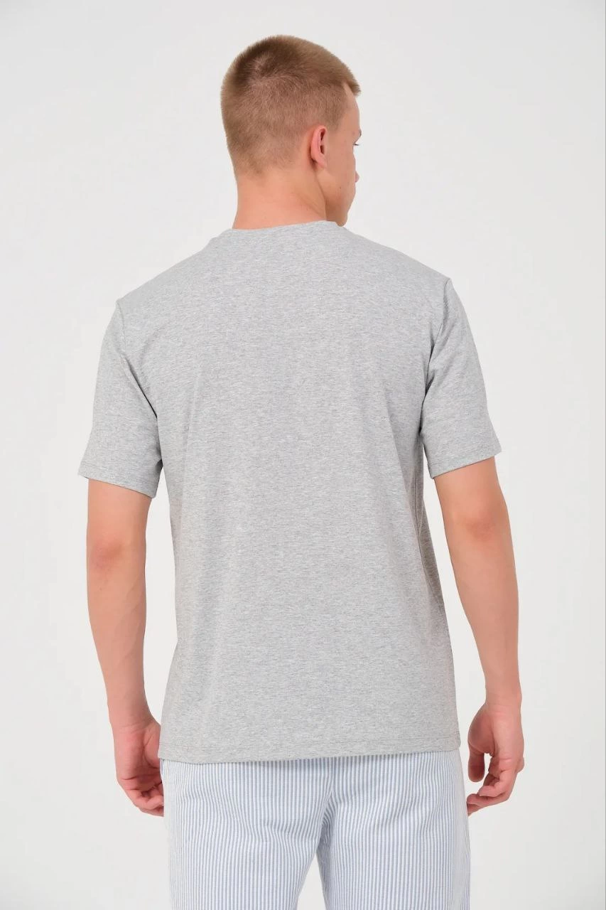 unisex-duz-biskilet-yaka-oversize-t-shirt-gri-65236642-sw853sh1280 Erkek Düz T-Shirt Kısa Kol Bisiklet Yaka Regular Fit Rahat Kalıp Günlük Tişört - Gri - Görsel 2