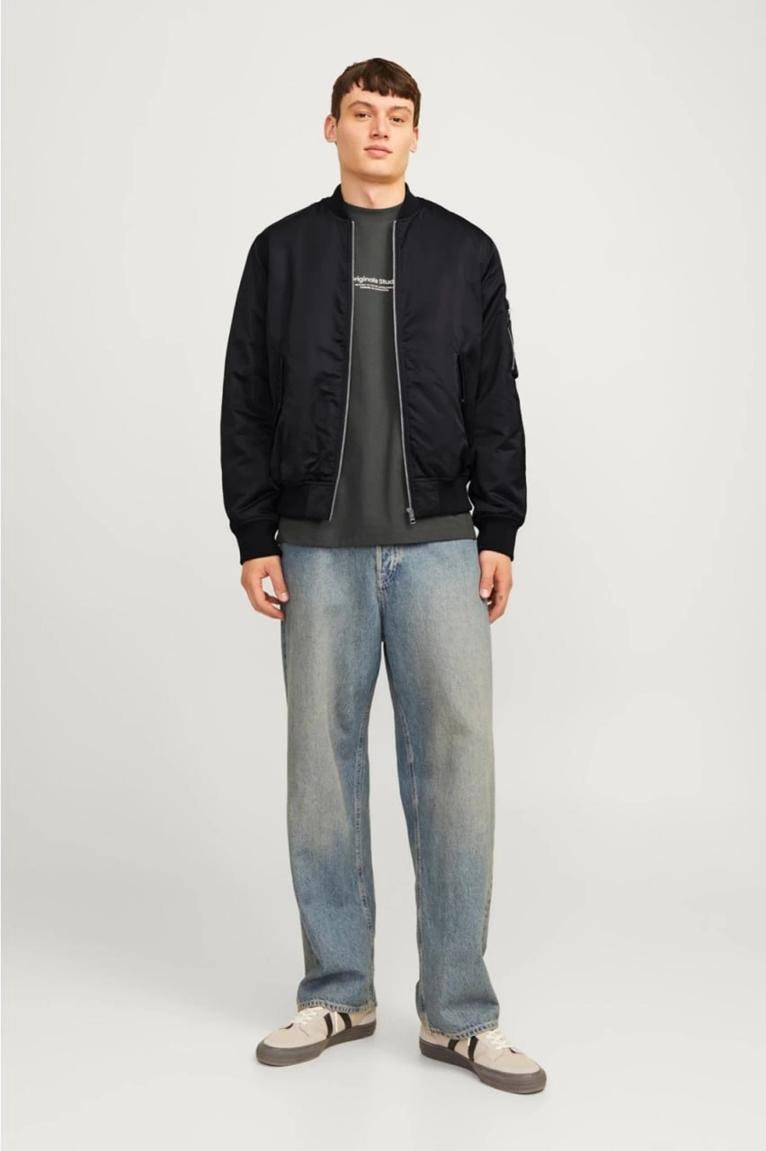 unisex-ici-astarli-duz-bomber-ceket-siyah-8613661-sw852sh1280 Erkek Siyah Bomber Mont Fermuarlı Cepli Kapitone Astarlı Ceket - Siyah