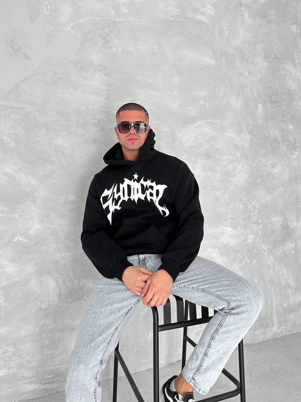 unisex-uc-iplik-kapsonlu-baskili-sweatshirt-siyah-99898695-sw960sh1280 Erkek 3 İplik Pamuklu Kapüşonlu Baskılı Cepli Oversize Sweatshirt Hoodie - Siyah - Görsel 2