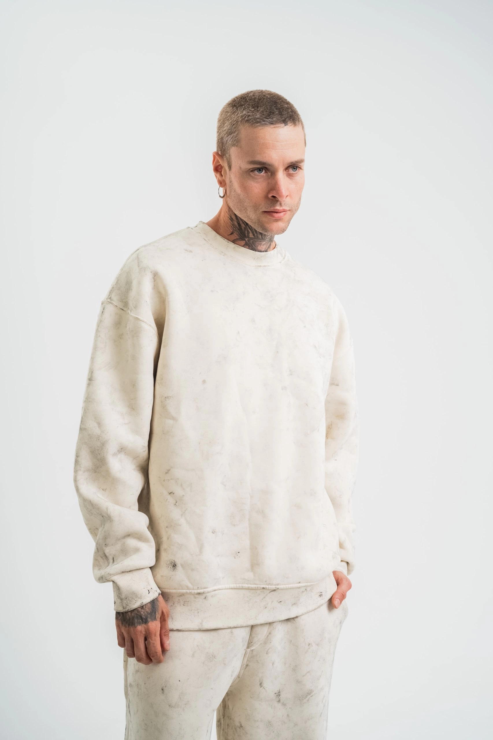 unisex-uzun-kol-bisiklet-yaka-yikamali-sweatshirt-krem-67723456-sw1706sh2560 Erkek 3 İplik Pamuklu Yağ Yıkamalı Bisiklet Yaka Sweatshirt Oversize Hoodie - Krem