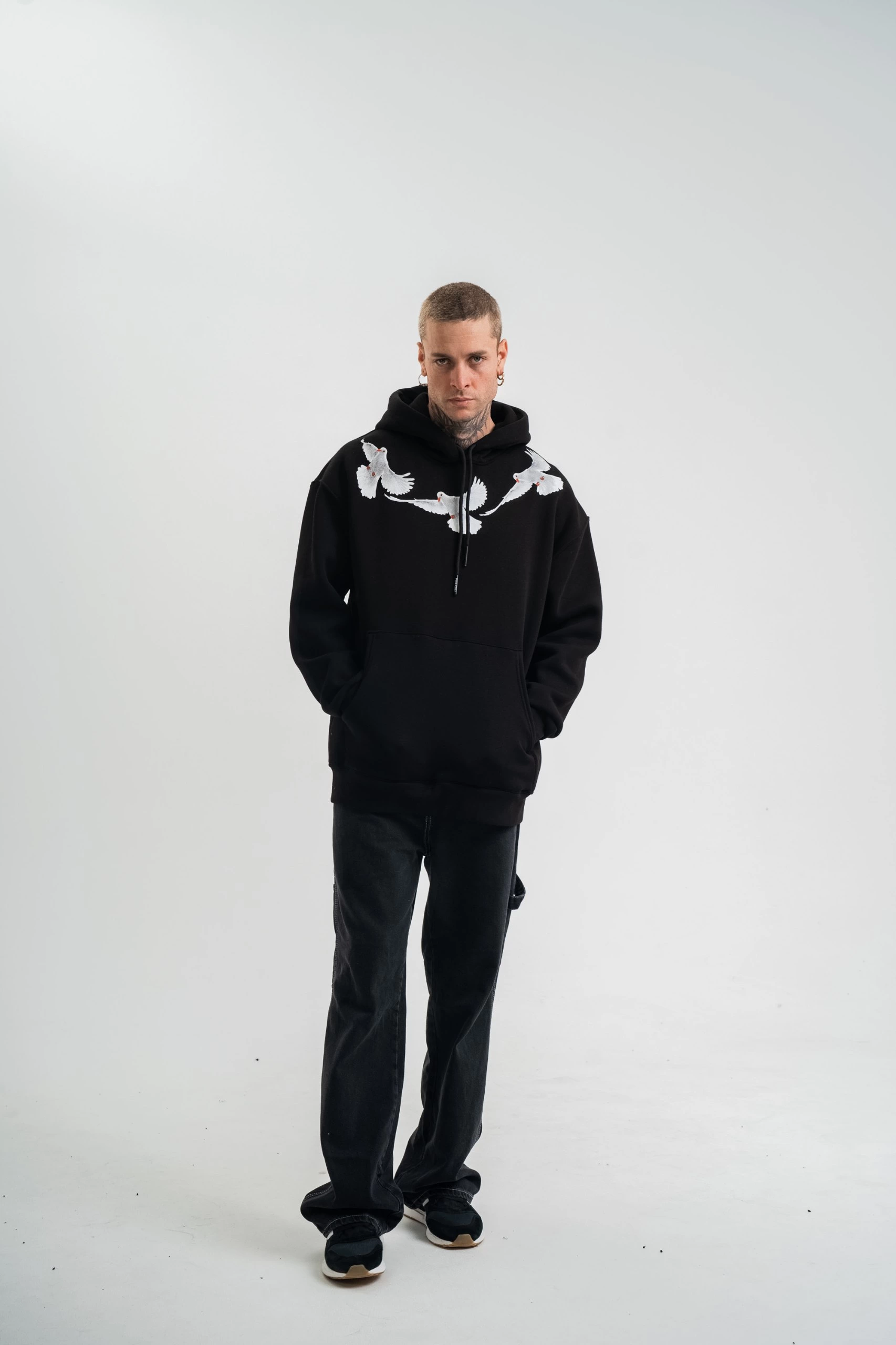 unisex-uzun-kol-bisiklet-yaka-yikamali-sweatshirt-siyah-55795582-sw1706sh2560 Erkek 3 İplik Pamuklu Kapüşonlu Baskılı Cepli Oversize Sweatshirt Hoodie - Siyah - Görsel 2