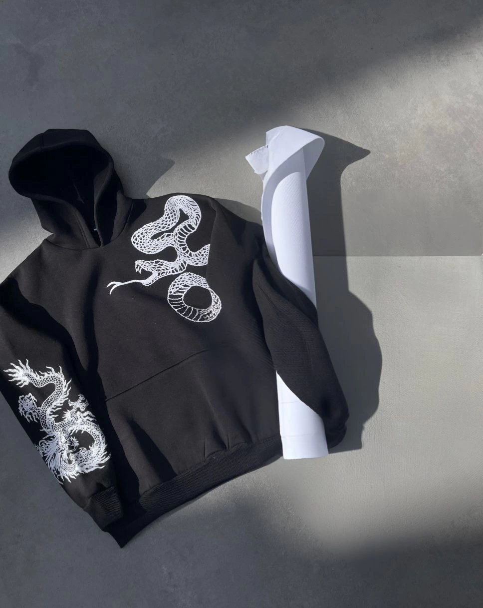 uzun-kol-kapsonlu-baskili-sweatshirt-siyah-14140194-sw968sh1217 Kadın Oversize Kapüşonlu Cepli Baskılı 3 İplik Pamuklu Hoodie Sweatshirt - Siyah - Görsel 2