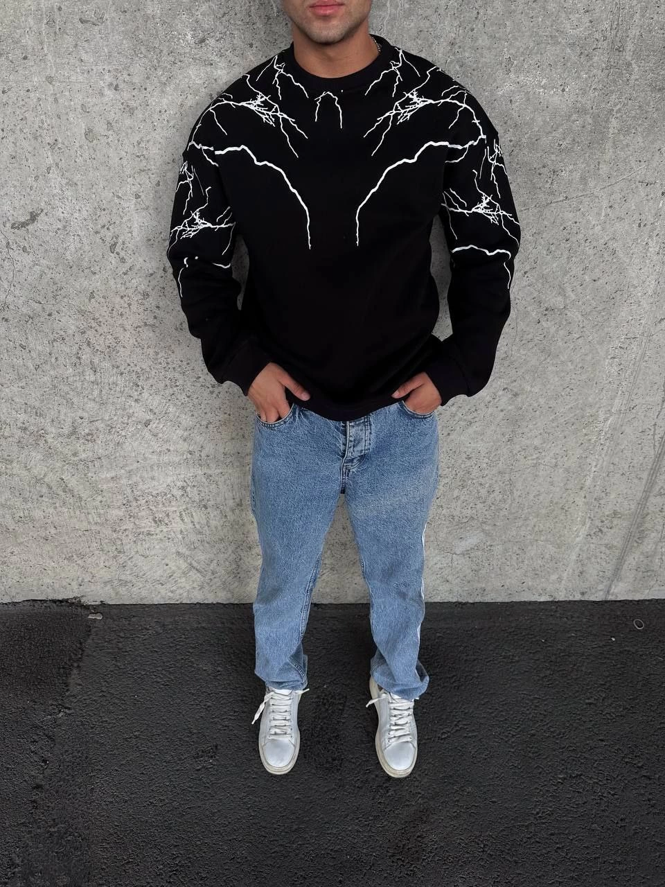 yildirim-baskili-bisiklet-yaka-sweatshirt-siyah-68643462-sw960sh1280 Erkek 3 iplik pamuklu Yıldırım Baskılı Bisiklet Yaka SweatShirt - Siyah