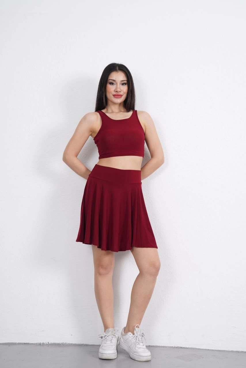 crop-sortlu-etek-ikili-takim-bordo-48755835-sw854sh1280 Sendy Kumaş Bisiklet Yaka Crop Şortlu Etek ikili Takım - Bordo - Image 2