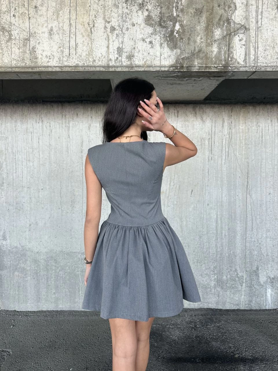 kolsuz-mini-elbise-gri-24366552-sw960sh1280 Kolsuz Mini Elbise- Gri